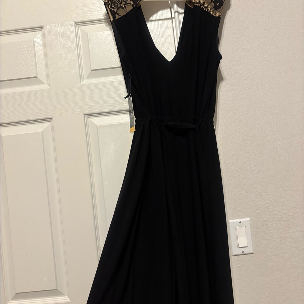 Elegant Black Lace Women's Dress